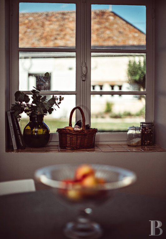 In Touraine, an hour from Paris by train, a country house available for year-round rental, with access to the services and facilities of a vast estate - photo  n°2